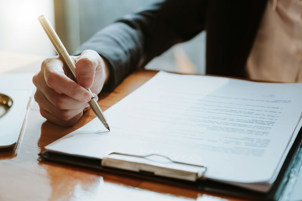 Private Investigator Contract