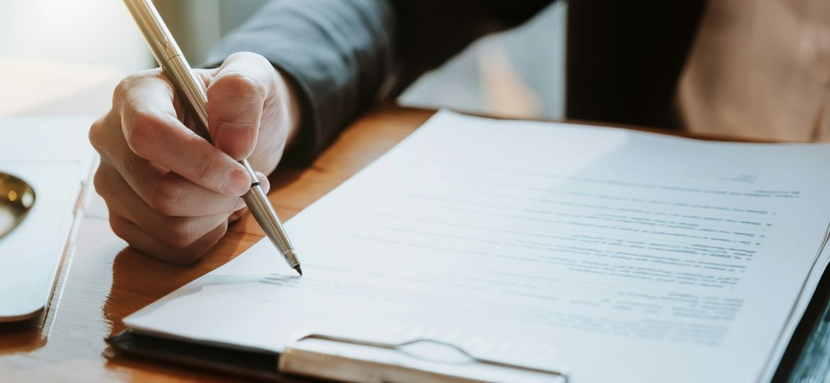 Private Investigator Contract